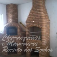 Forno de pizza e churrasqueira de tijolinho 3